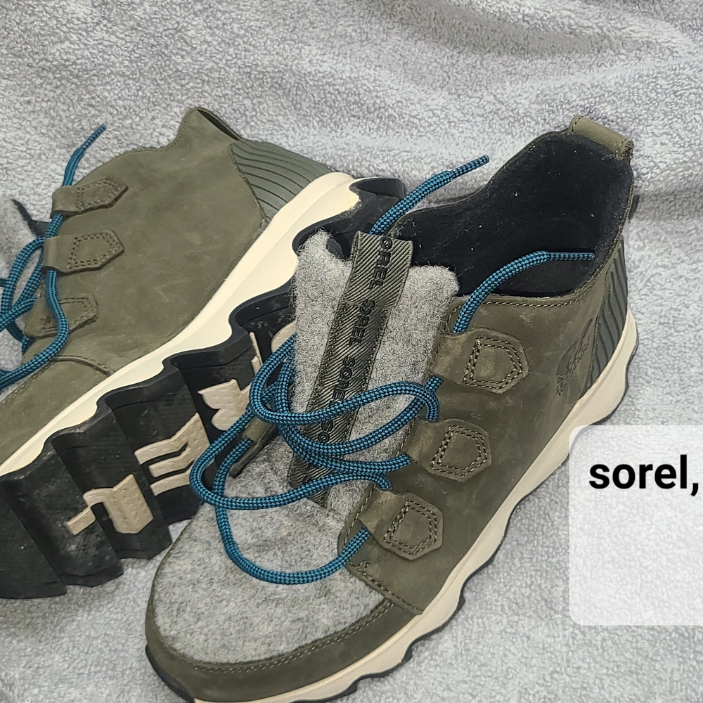 Sorel Green and Blue Sneakers with Sporty Design